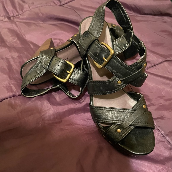 Steve Madden Platform Sandals - Picture 3 of 7
